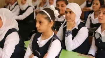 نهاية امتحانات الجيزة.. تعليمات مشددة بشأن الهواتف داخل لجان الابتدائي والإعدادي